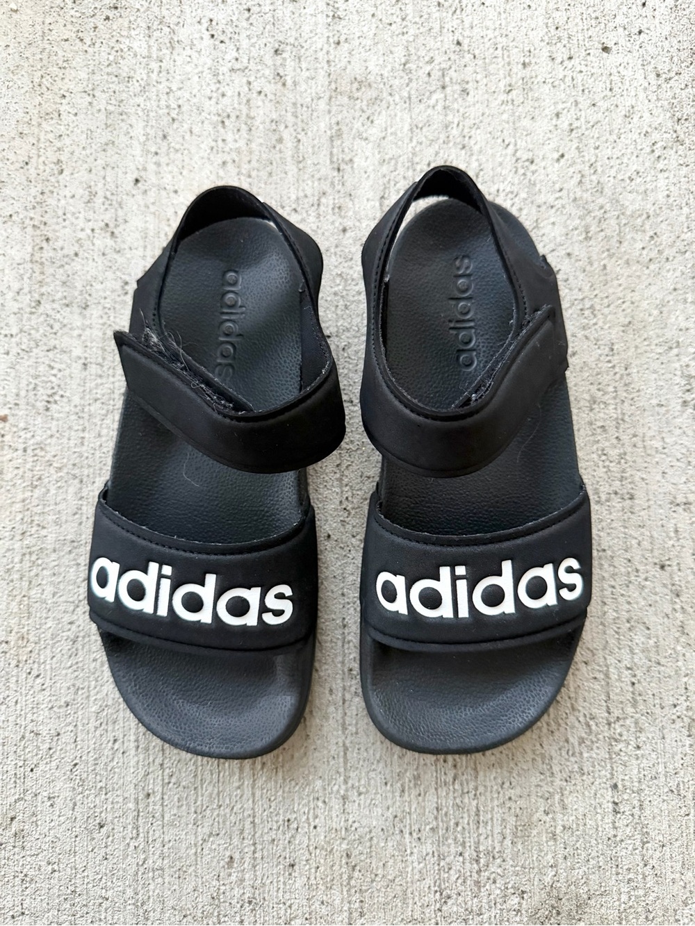 Adidas kids Black Sandals size 2